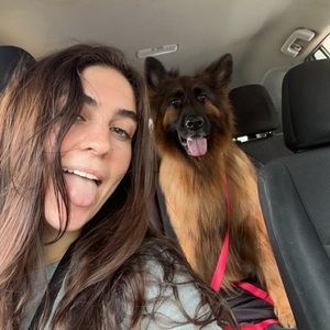 Meet your Posher, Amanda